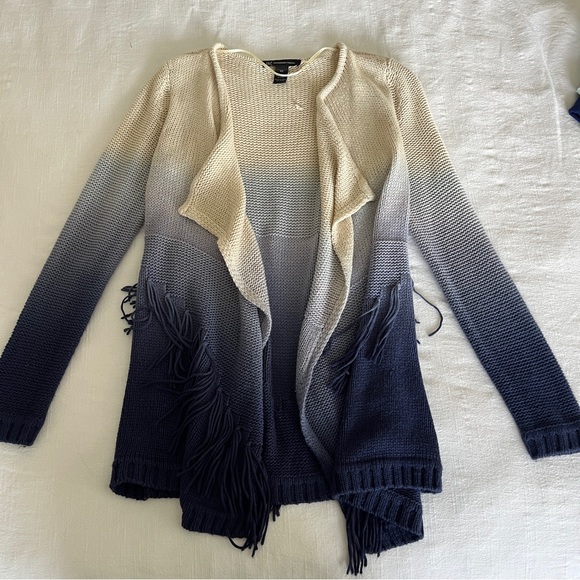 Blue and Ivory ombré fringe cardigan - Picture 3 of 3